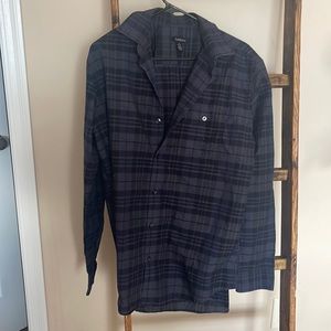 Men’s size medium button down flannel